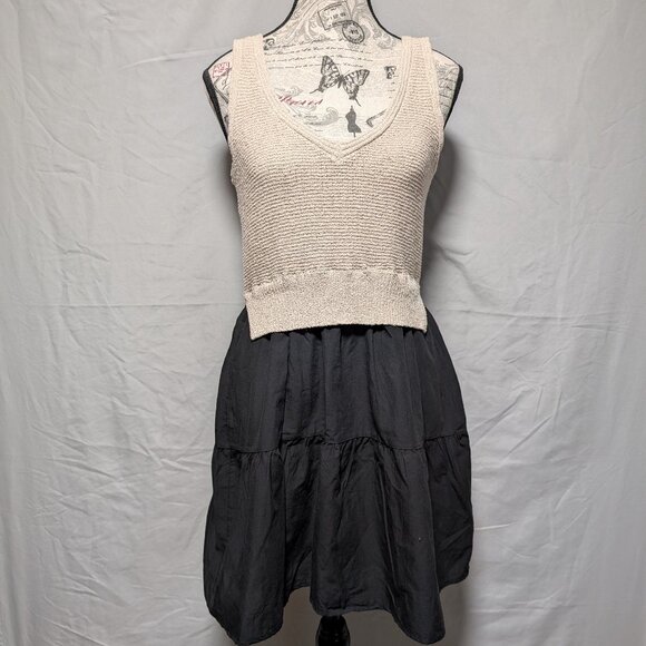 Elan Women's Two Tone‎ Beige Knit Top Black Skirt Sleeveless Dress Size Medium - Picture 1 of 7